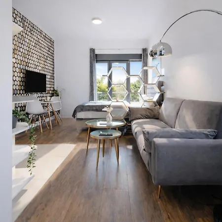 Eco Smart Hotel 3*