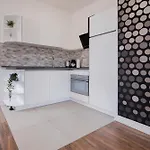 Eco Smart فندق