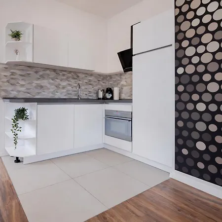 Eco Smart Hotel